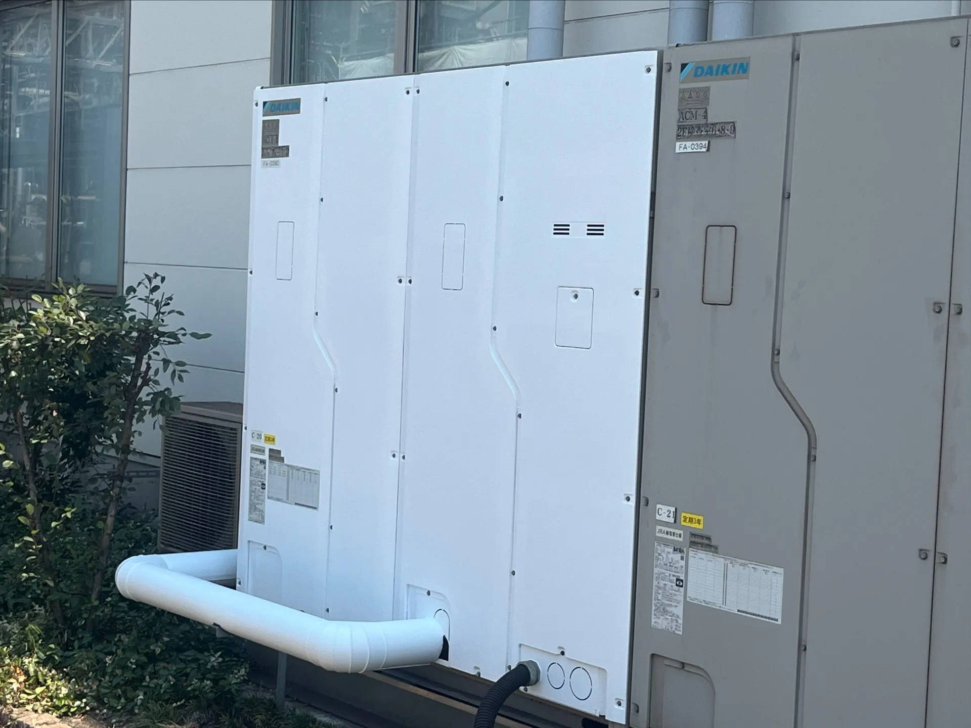 業務用室外機遮熱塗装工事